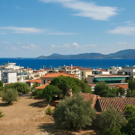 Panorama Hostel Méthana