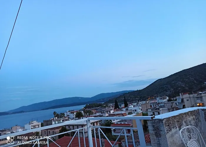 호스텔 Panorama Méthana